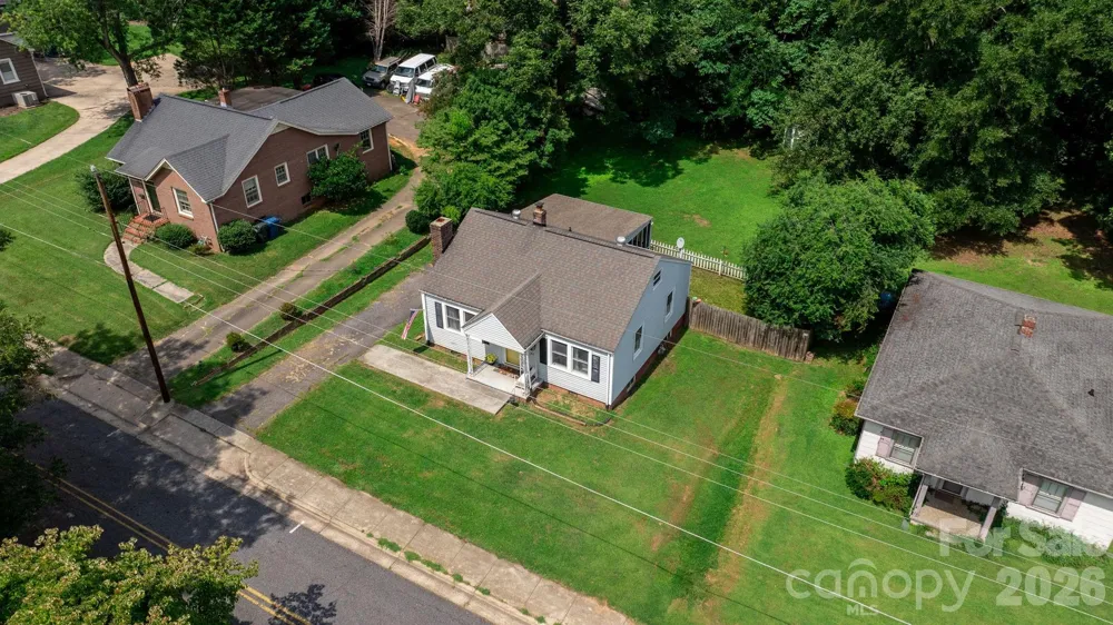 45 26th Avenue NE Hickory, NC 28601