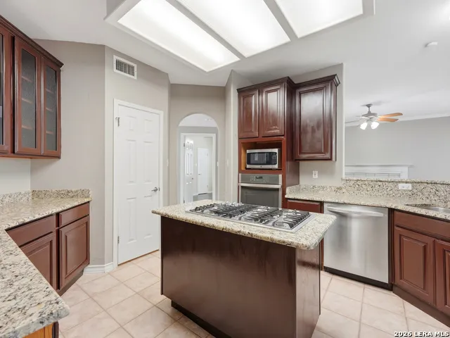 33 GREENS CLF San Antonio, TX 78216