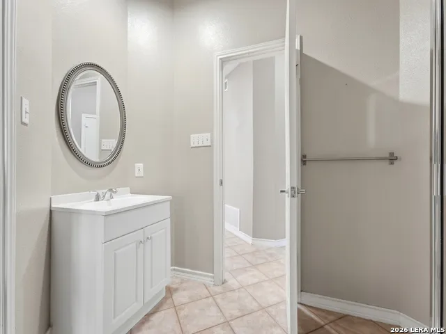 33 GREENS CLF San Antonio, TX 78216