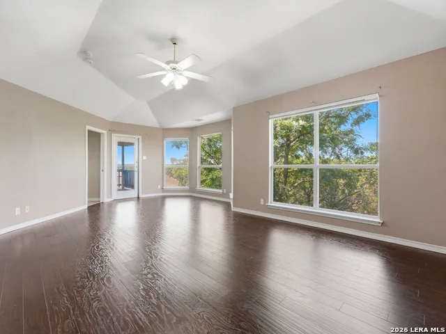 33 GREENS CLF San Antonio, TX 78216