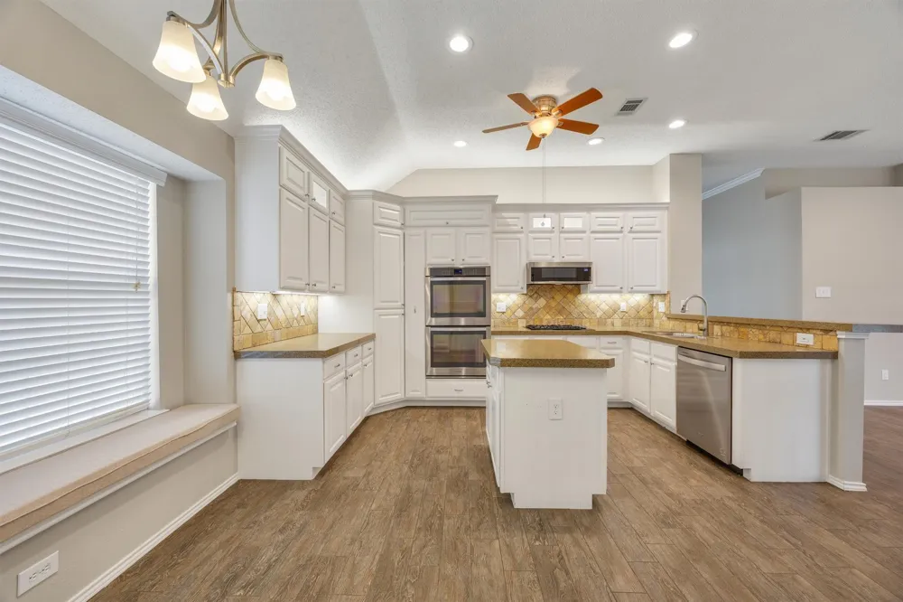 12 Harper Drive Allen, TX 75002