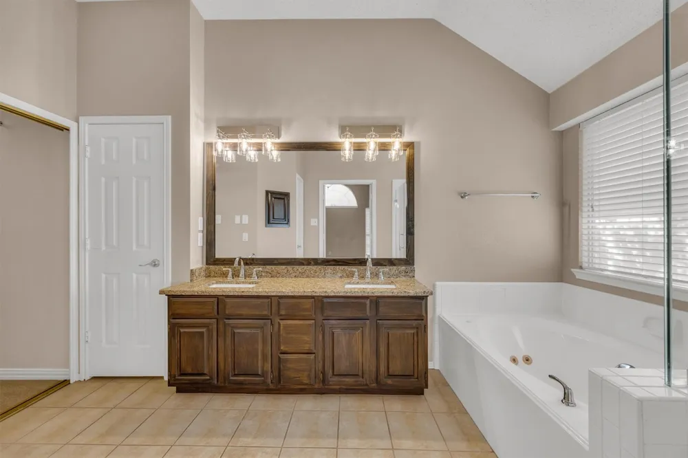 12 Harper Drive Allen, TX 75002