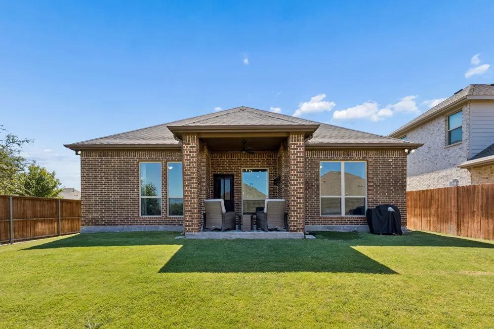 200 Gill Point Lane Aledo, TX 76008