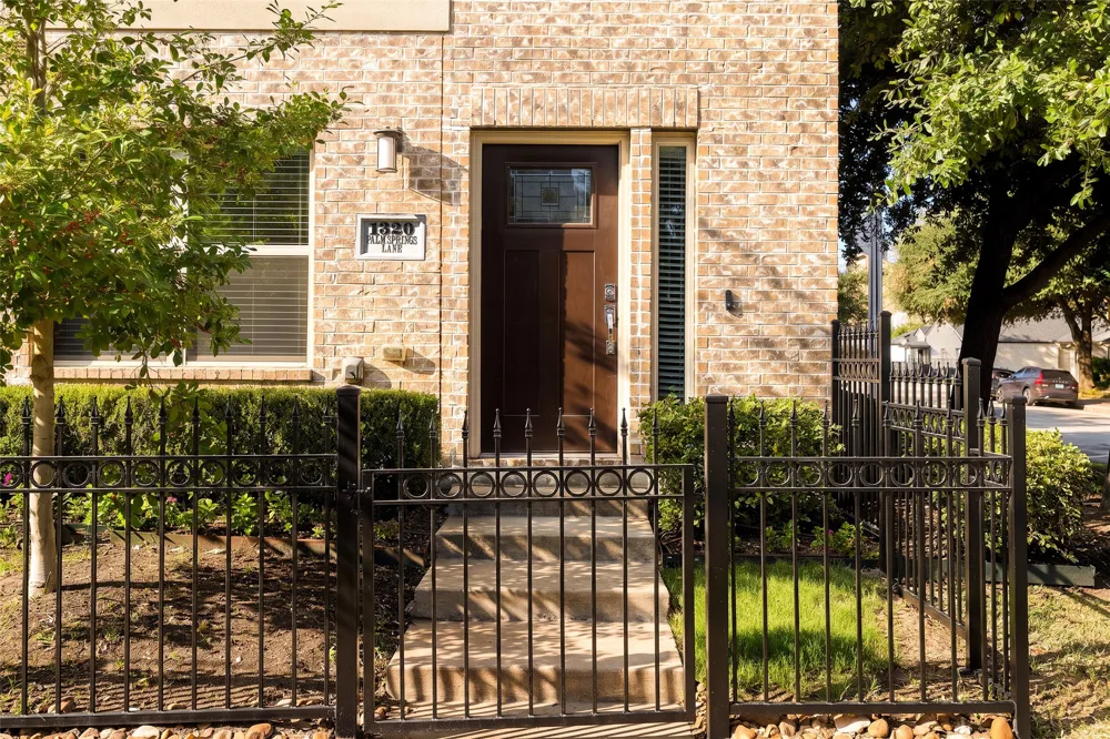 1320 Palm Springs Lane Dallas, TX 75204