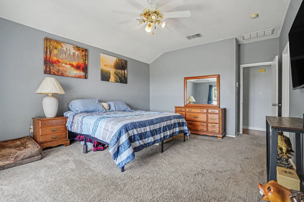 106 Bent Creek Court Waxahachie, TX 75165