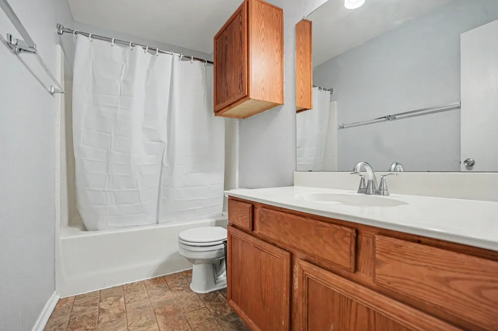 106 Bent Creek Court Waxahachie, TX 75165