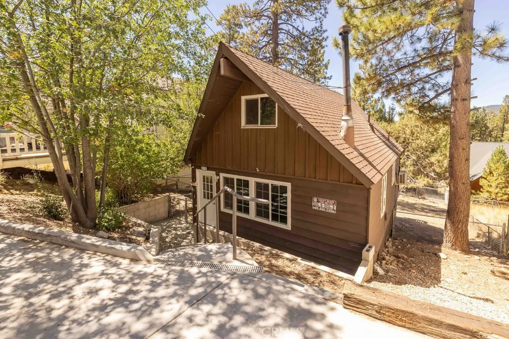 518 Vista Lane Big Bear Lake, CA 92315