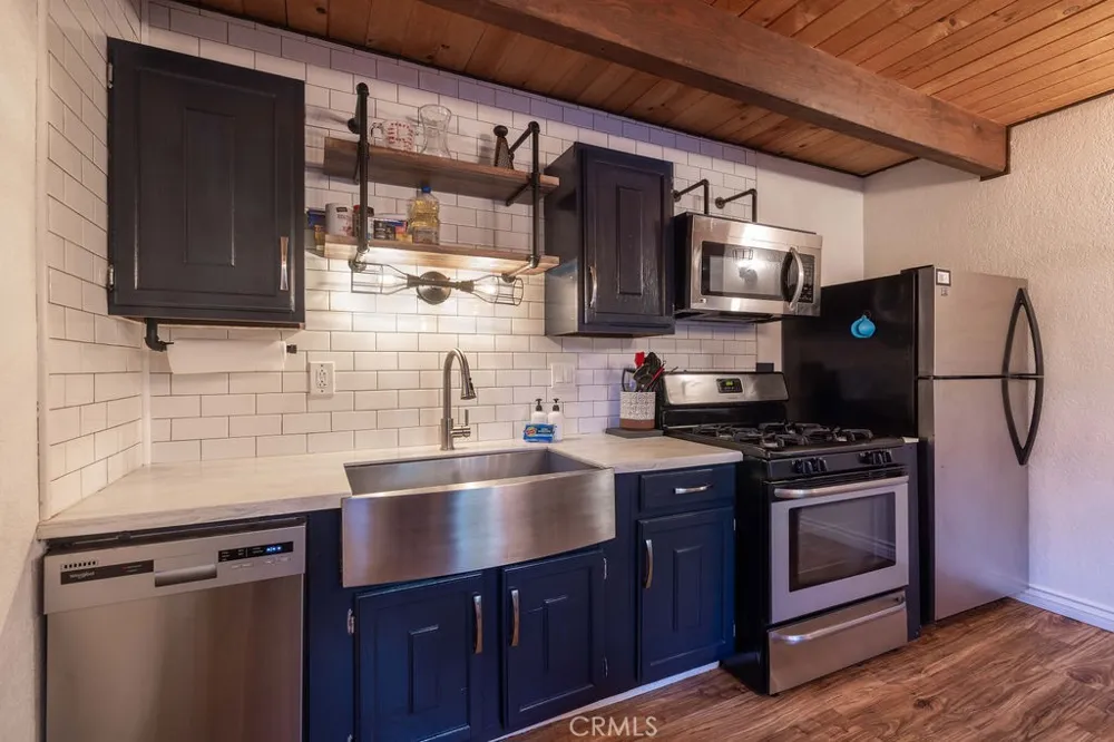 40173 Esterly Lane Big Bear Lake, CA 92315
