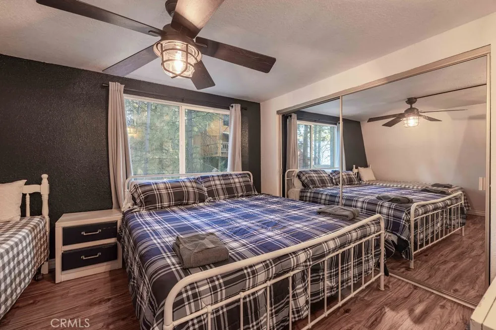 40173 Esterly Lane Big Bear Lake, CA 92315