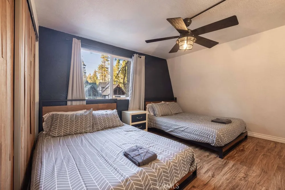 40173 Esterly Lane Big Bear Lake, CA 92315