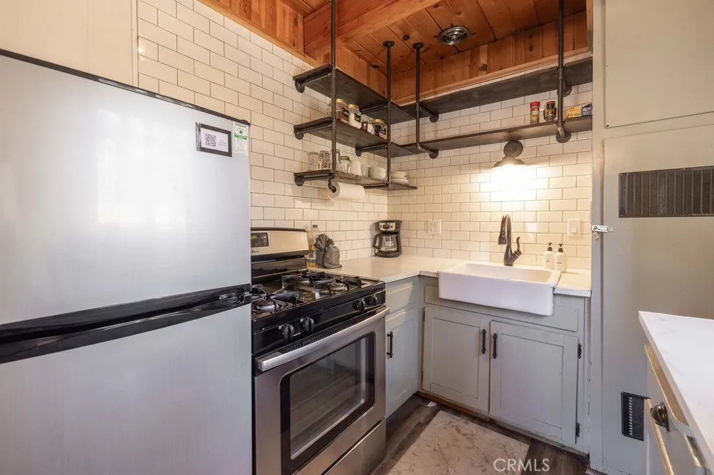 422 Dixie Lane Big Bear Lake, CA 92315