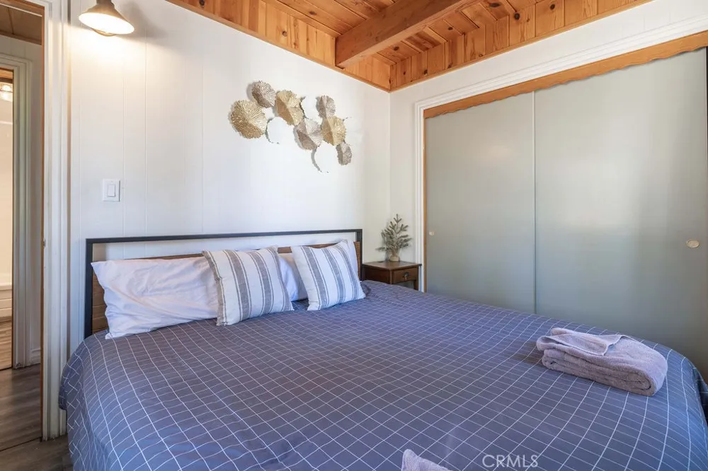 422 Dixie Lane Big Bear Lake, CA 92315
