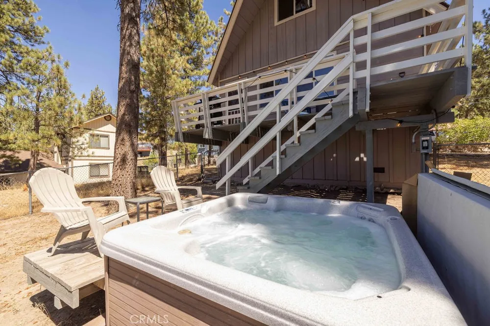 422 Dixie Lane Big Bear Lake, CA 92315