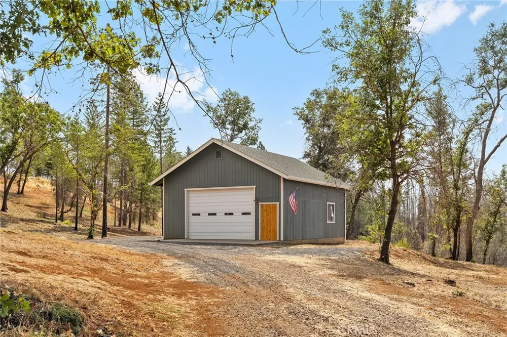 490 Vilas Road Cohasset, CA 95973