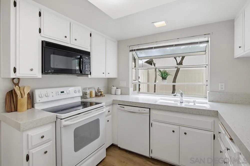 17539 Cumana Terrace San Diego, CA 92128