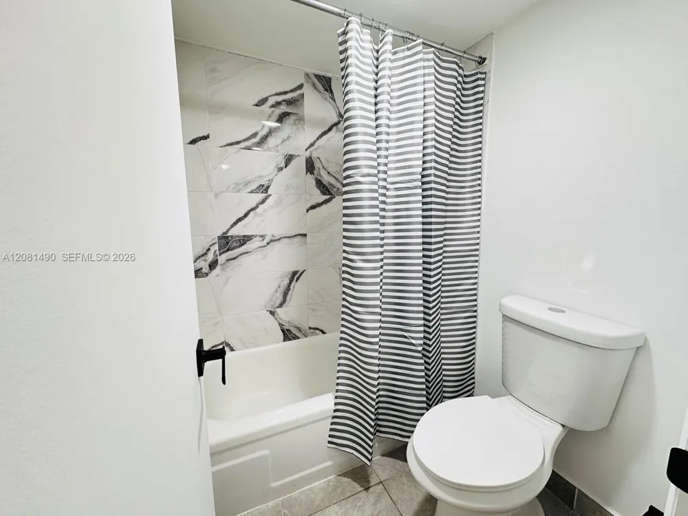 3490 Foxcroft Rd #B208 Miramar, FL 33025