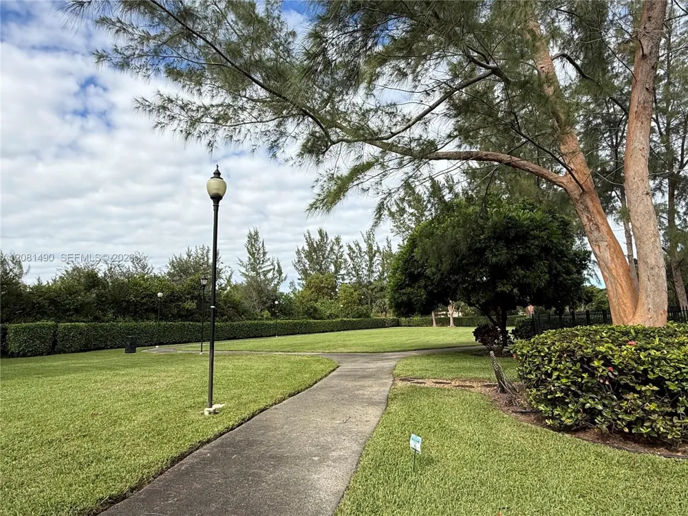 3490 Foxcroft Rd #B208 Miramar, FL 33025