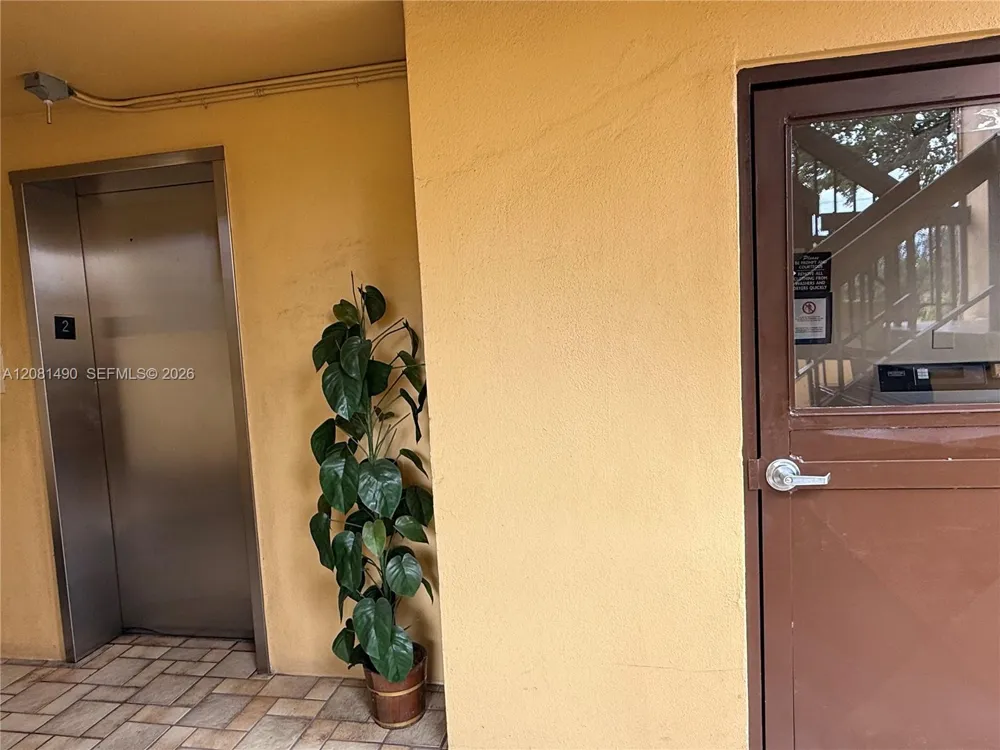 3490 Foxcroft Rd #B208 Miramar, FL 33025