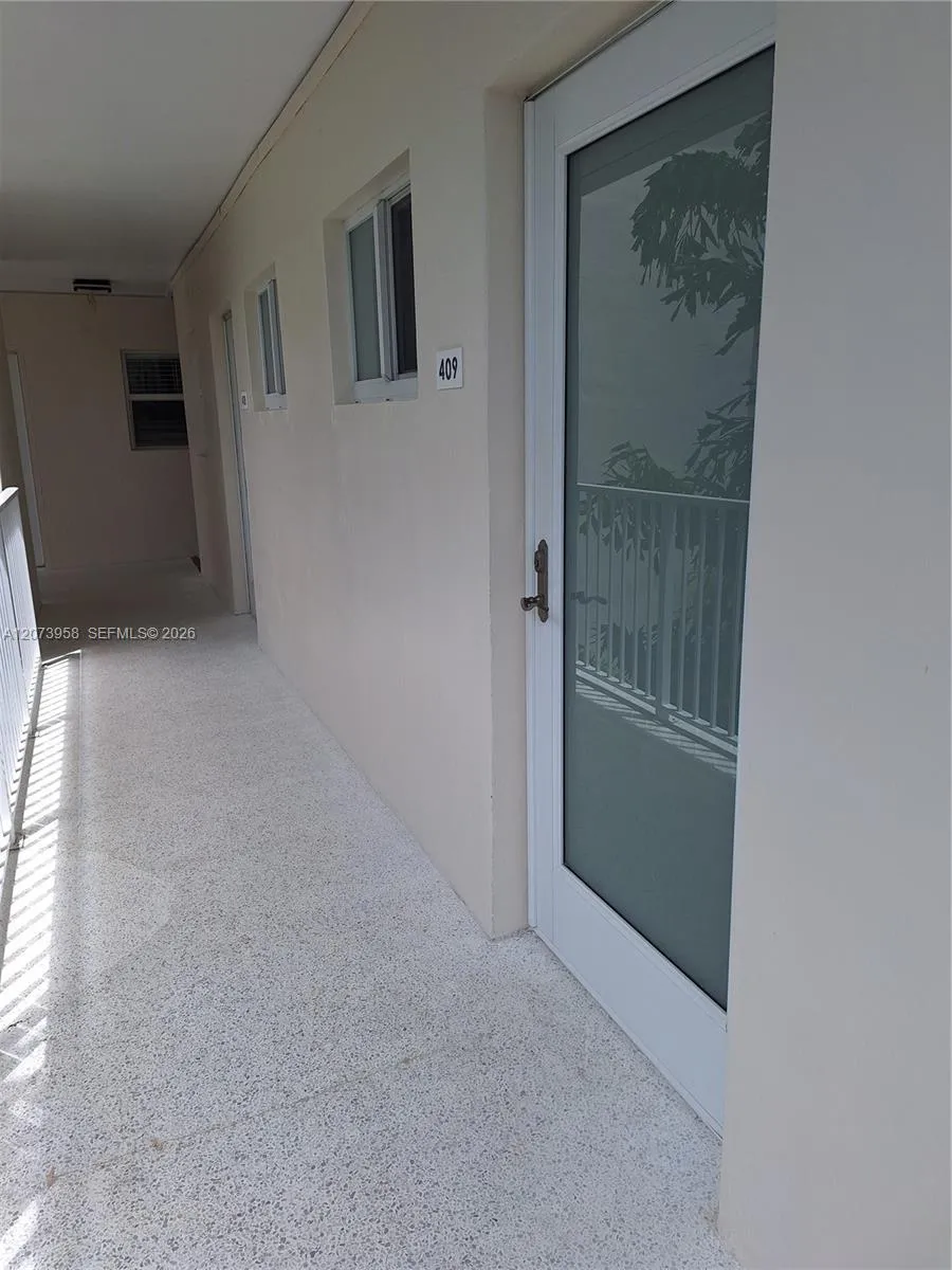 1420 Pennsylvania Ave #409 Miami Beach, FL 33139