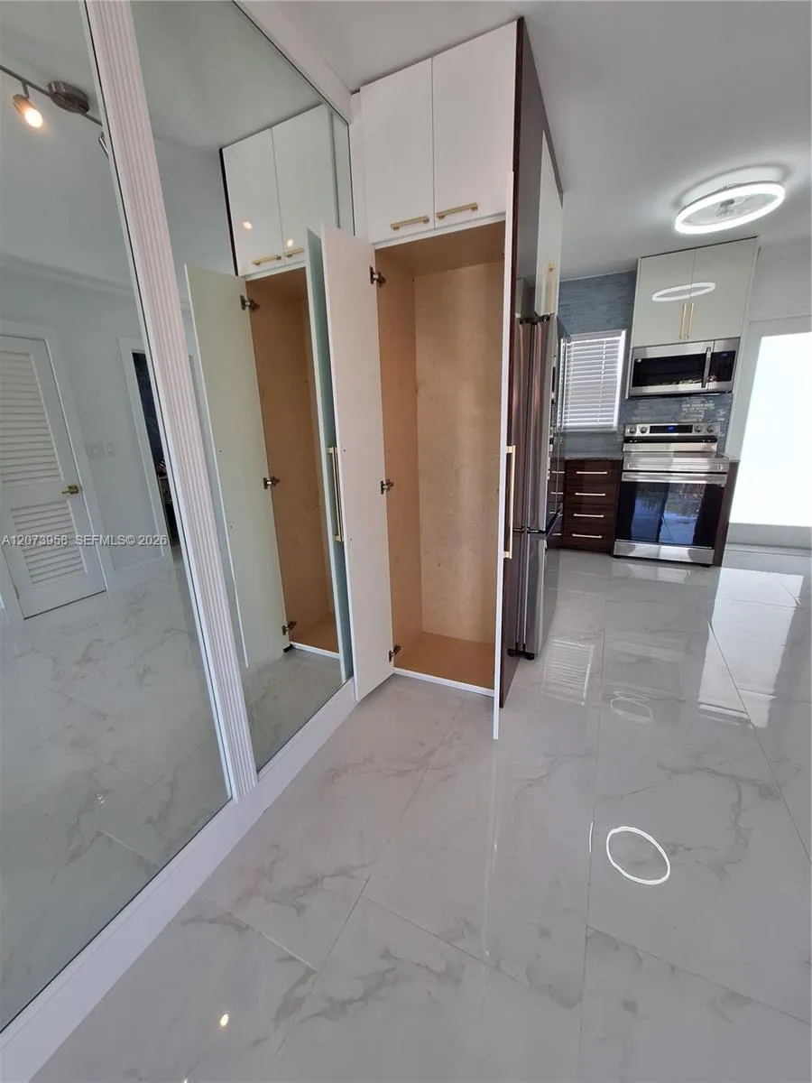 1420 Pennsylvania Ave #409 Miami Beach, FL 33139