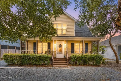 163 NW 6th Street