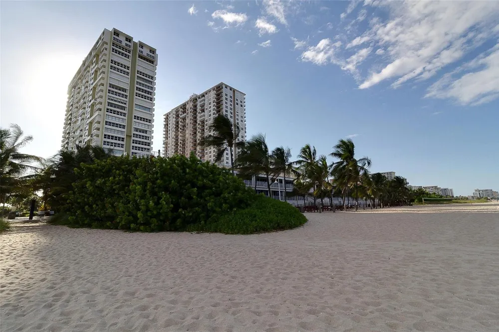101 Briny Avenue #810 Pompano Beach, FL 33062
