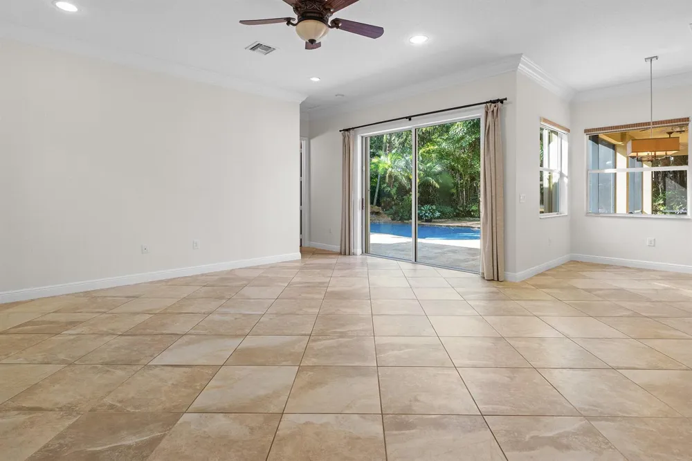 11939 Fox Hill Circle Boynton Beach, FL 33473