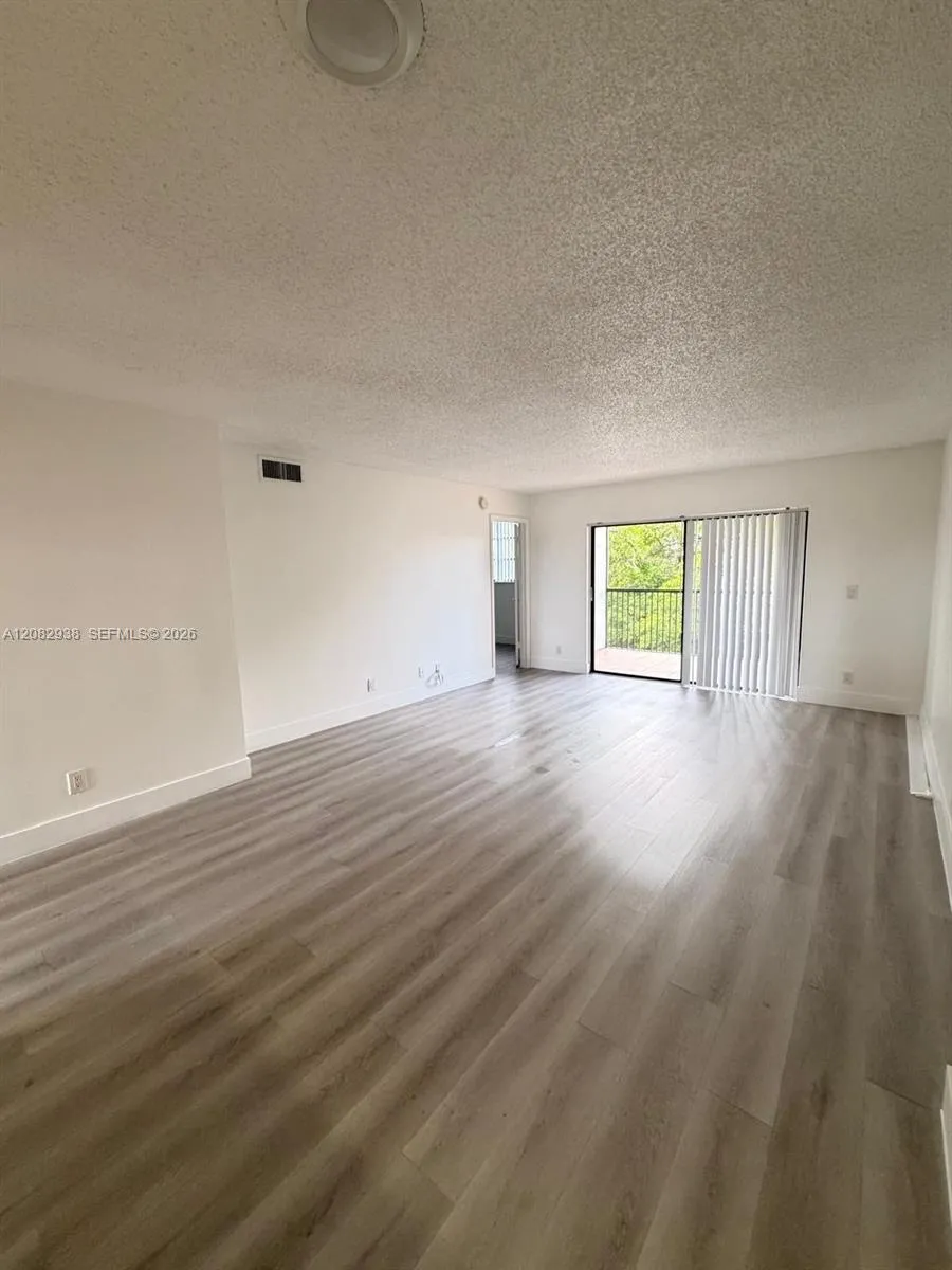 6575 W Oakland Park Blvd #303 Lauderhill, FL 33313