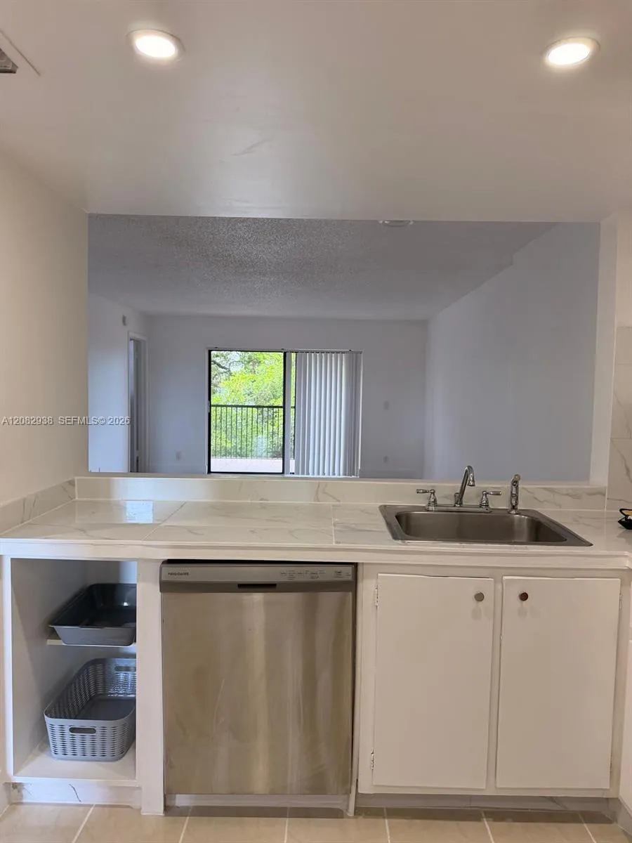 6575 W Oakland Park Blvd #303 Lauderhill, FL 33313