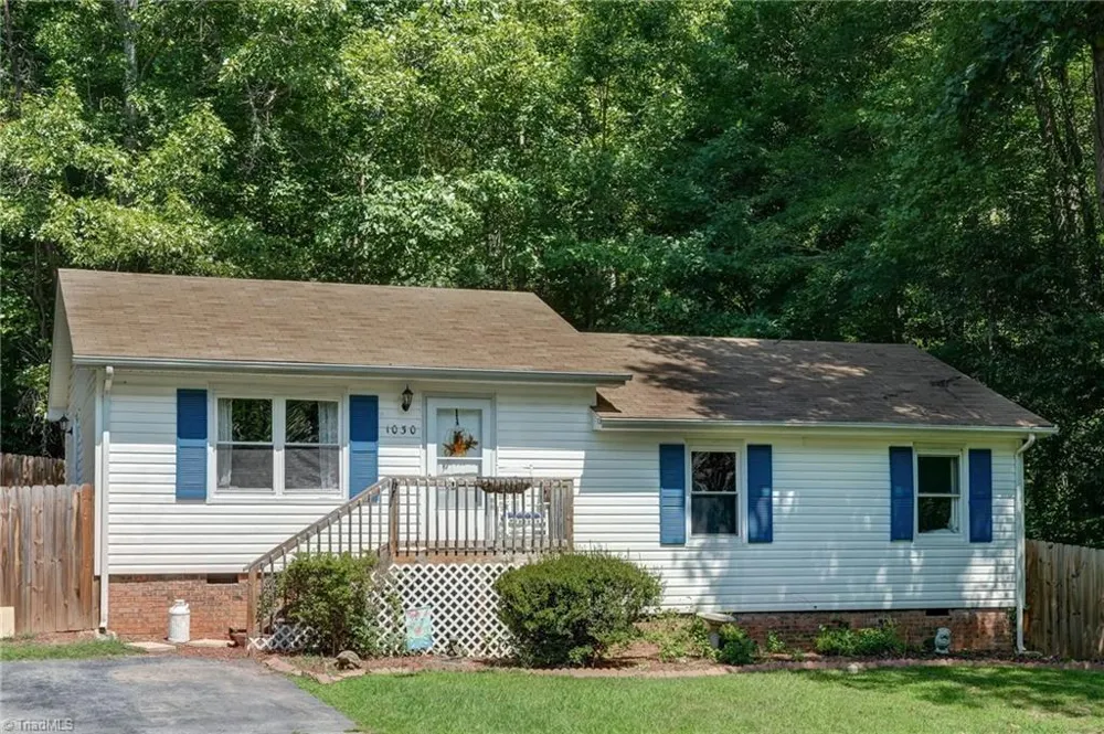 1030 Haywood Street Eden, NC 27288