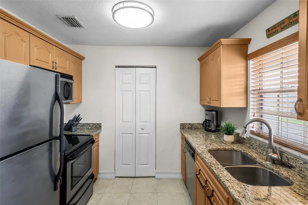 200 COUNTRY CLUB DRIVE #108 Largo, FL 33771