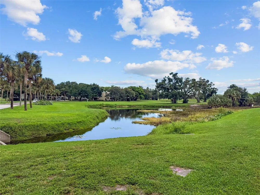 200 COUNTRY CLUB DRIVE #108 Largo, FL 33771