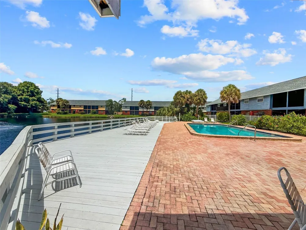 200 COUNTRY CLUB DRIVE #108 Largo, FL 33771