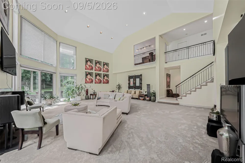 2785 Cranbrook Ridge Court Oakland Charter Township, MI 48306