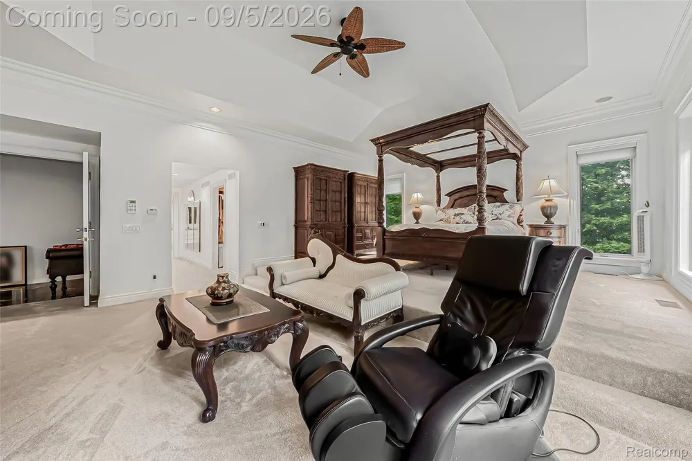 2785 Cranbrook Ridge Court Oakland Charter Township, MI 48306