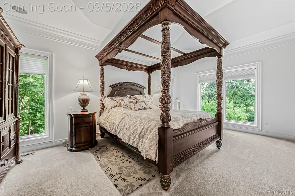 2785 Cranbrook Ridge Court Oakland Charter Township, MI 48306