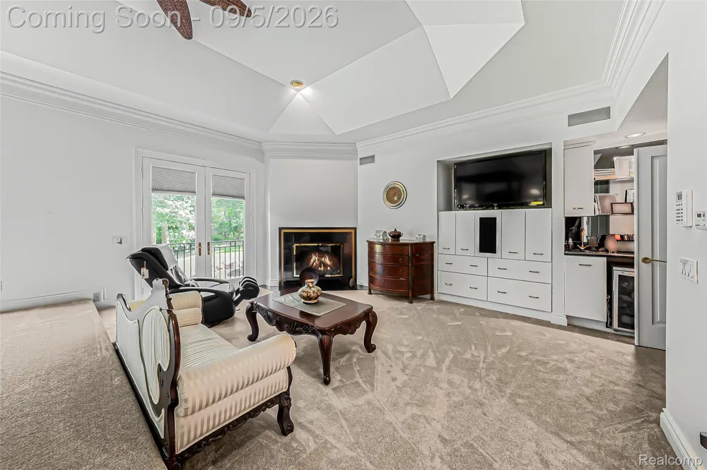2785 Cranbrook Ridge Court Oakland Charter Township, MI 48306
