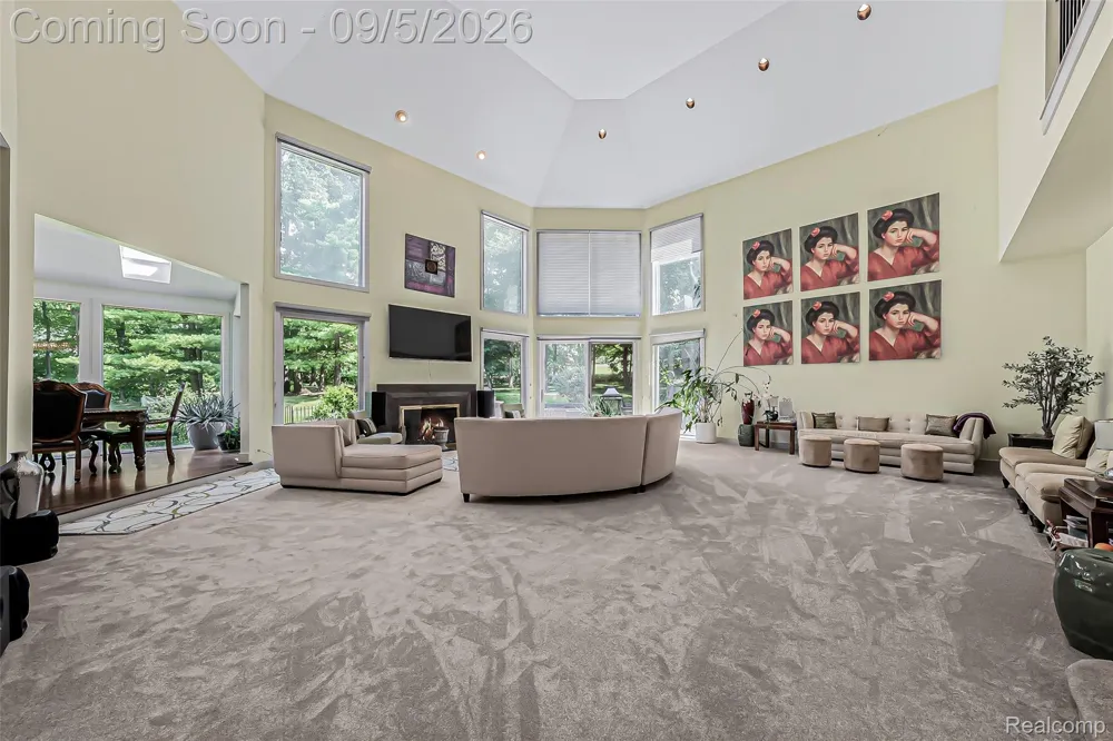 2785 Cranbrook Ridge Court Oakland Charter Township, MI 48306