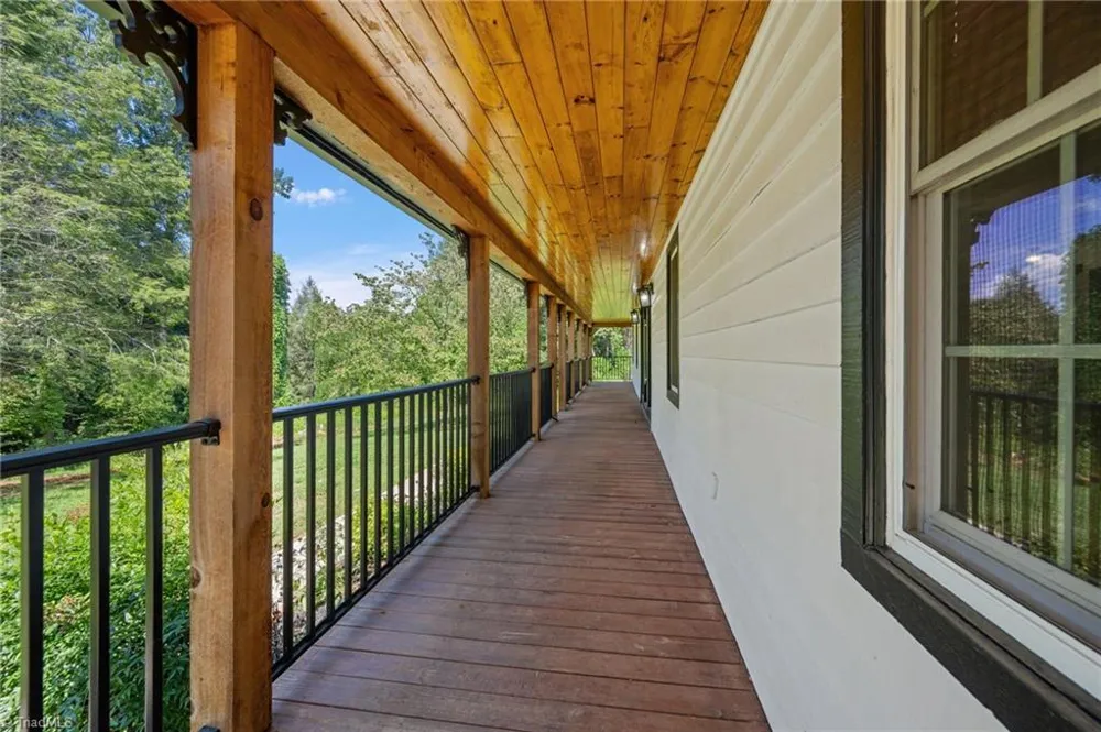 949 Dav Road Hays, NC 28635