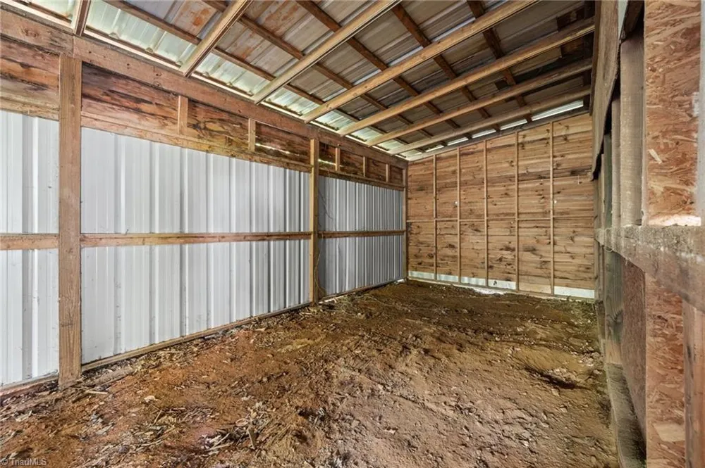 949 Dav Road Hays, NC 28635