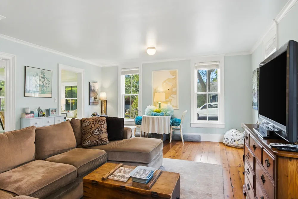613 Traverse Street Elk Rapids Township, MI 49629