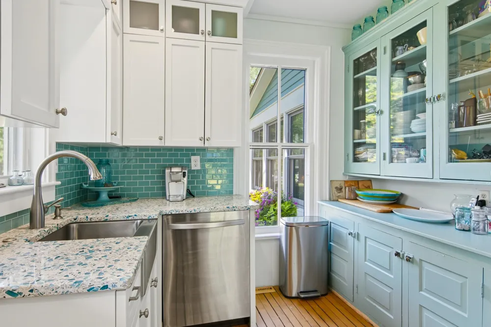 613 Traverse Street Elk Rapids Township, MI 49629