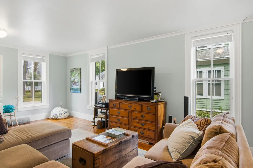 613 Traverse Street Elk Rapids Township, MI 49629