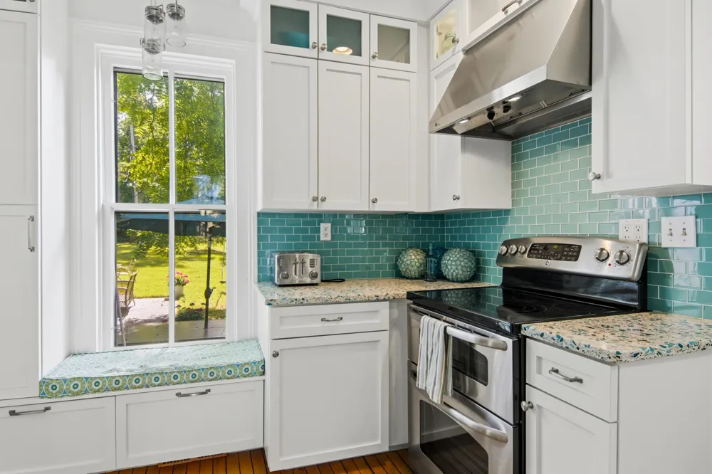 613 Traverse Street Elk Rapids Township, MI 49629