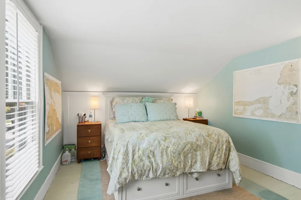 613 Traverse Street Elk Rapids Township, MI 49629