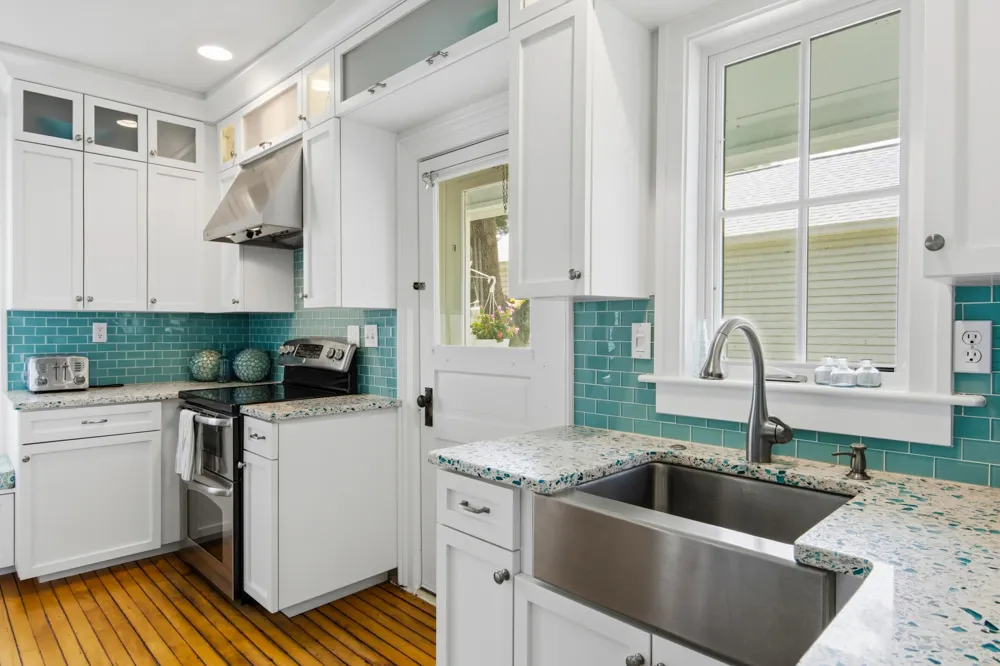 613 Traverse Street Elk Rapids Township, MI 49629