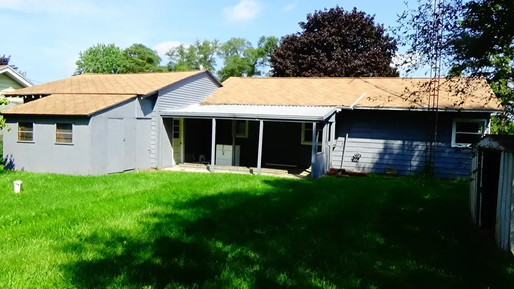 9774 E Lansing Road Vernon Township, MI 48429