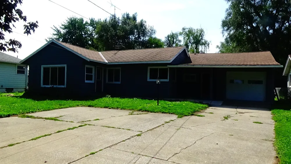 9774 E Lansing Road Vernon Township, MI 48429