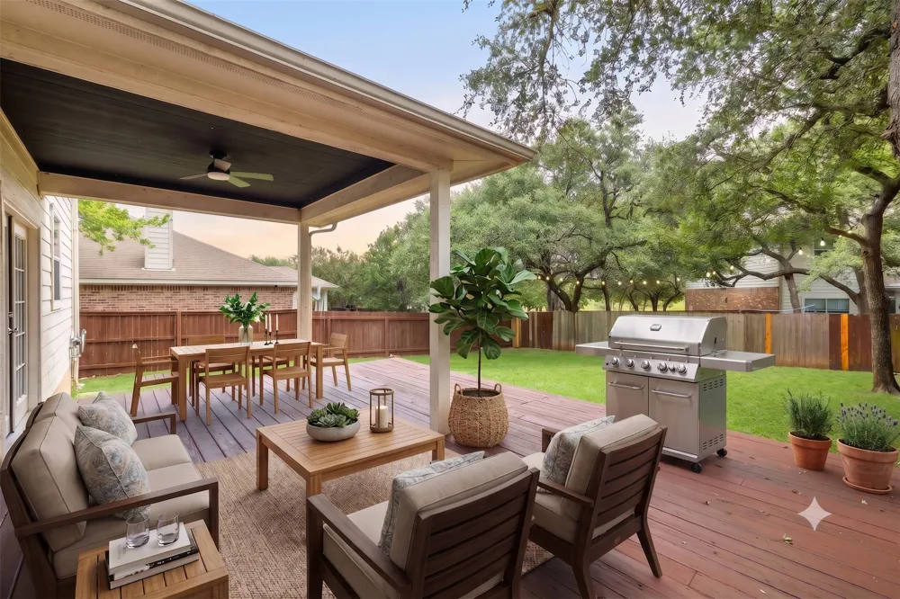 1104 Iron Horse Leander, TX 78641