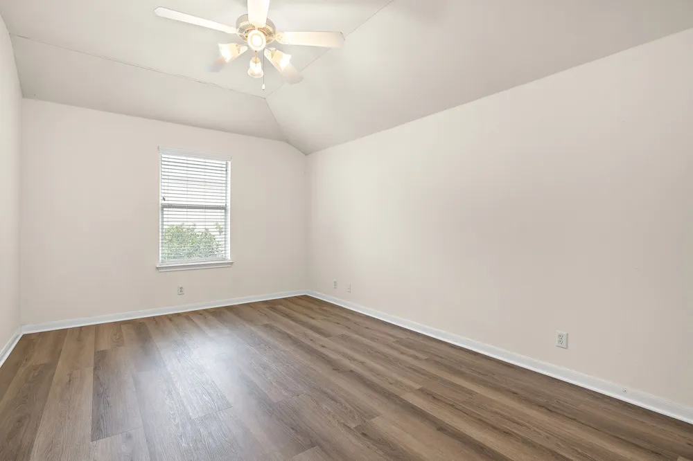 1104 Iron Horse Leander, TX 78641